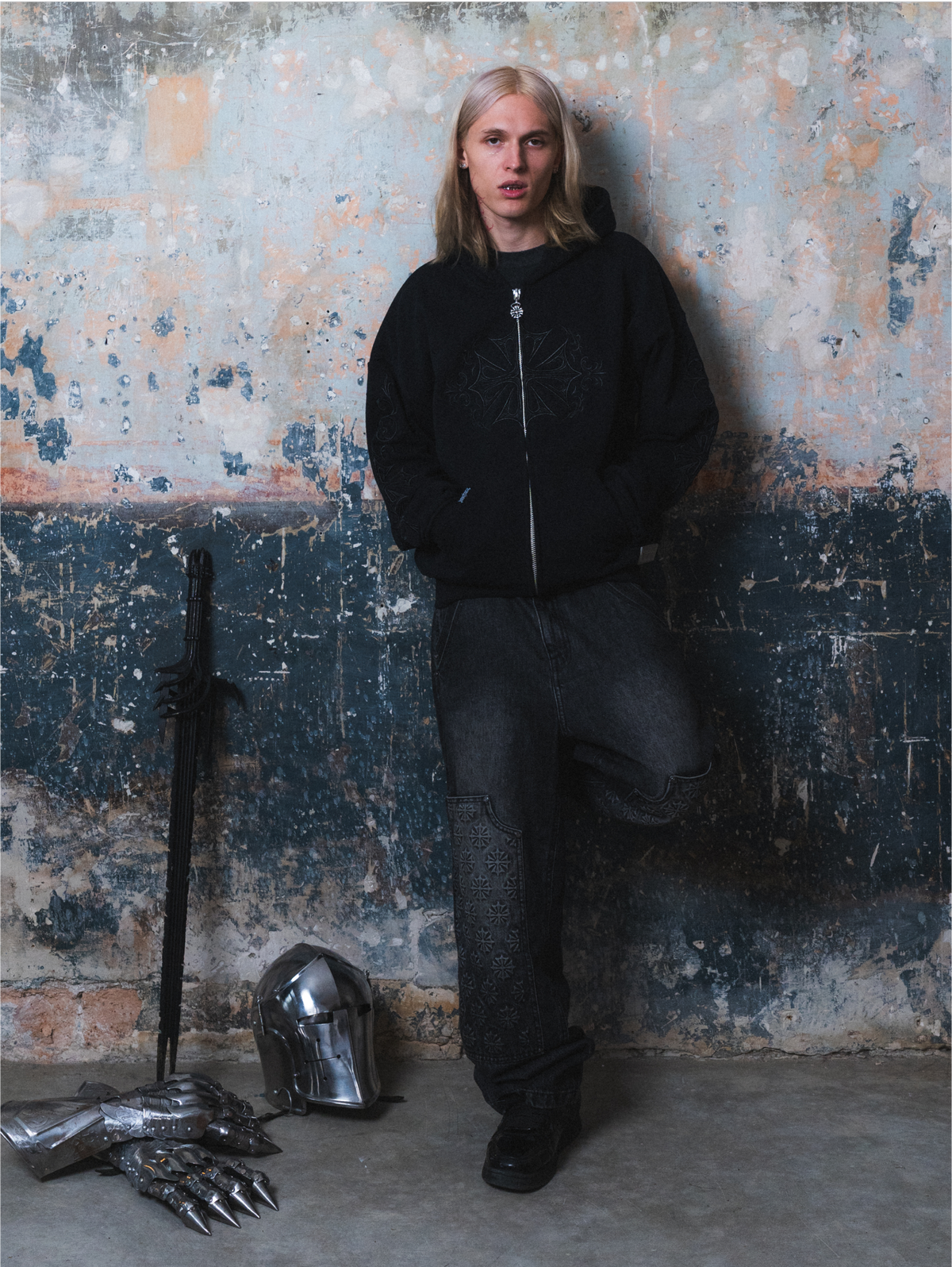 Sovereign Hoodie ( Black )